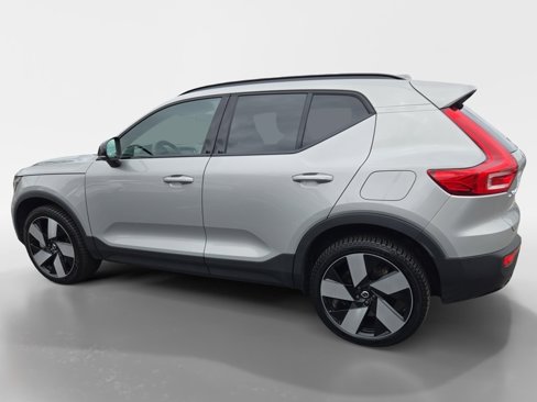 Certified 2023 Volvo XC40 Recharge Ultimate image 6