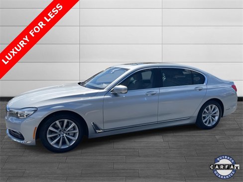 Used 2018 BMW 740i image 6