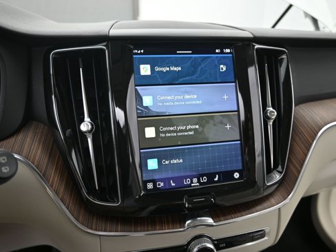 Certified 2022 Volvo XC60 B5 Momentum w/ Advanced Package image 23