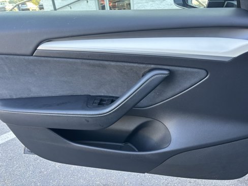 Used 2021 Tesla Model 3 Long Range image 14