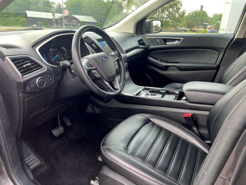 Used 2019 Ford Edge SEL w/ Equipment Group 201A image 16