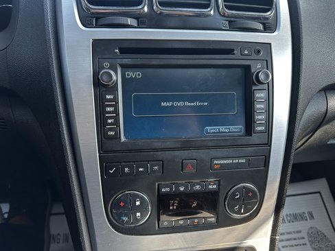 Used 2011 GMC Acadia SLT image 15