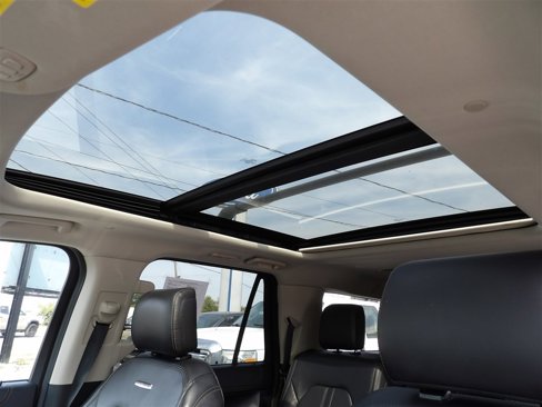 Used 2021 Ford Expedition Max Platinum image 19