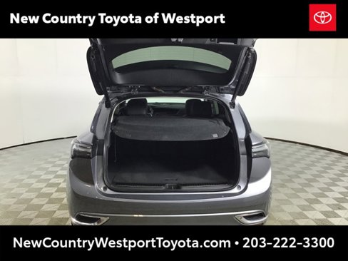 Used 2021 Buick Envision Avenir w/ Technology Package II image 24