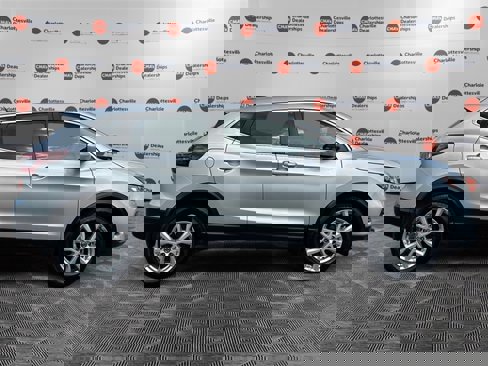 Used 2022 Nissan Rogue Sport S image 6