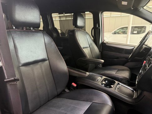Used 2019 Dodge Grand Caravan GT image 10