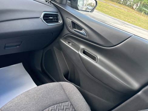 Used 2024 Chevrolet Equinox LT image 29