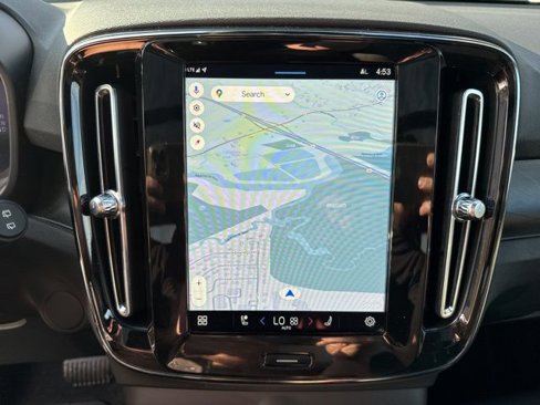 Certified 2023 Volvo XC40 Recharge Ultimate image 14