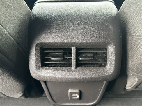 Used 2023 GMC Terrain SLE w/ Driver Convenience Package image 20