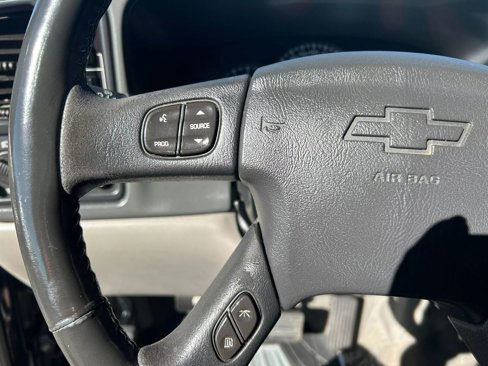 Used 2005 Chevrolet Avalanche LS w/ Onstar Plus Package image 16