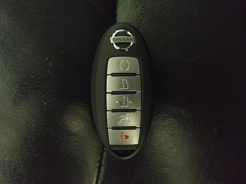 Used 2018 Nissan Pathfinder SL w/ SL Premium Package image 32