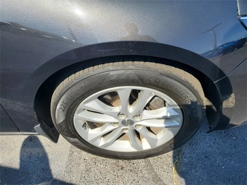 Used 2016 Chevrolet Malibu LT image 7