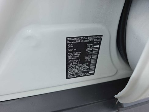 Used 2019 Nissan Rogue SV image 37
