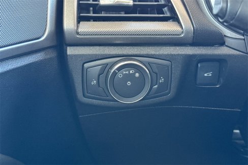 Used 2019 Ford Fusion SE image 37