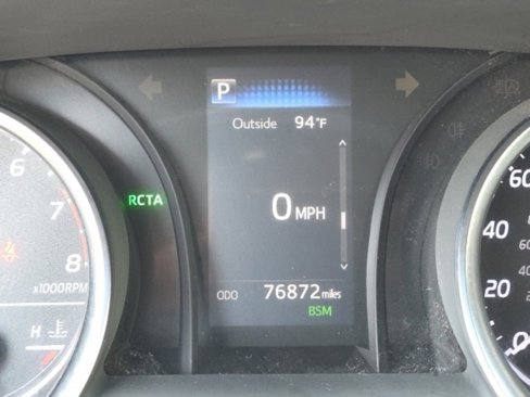 Used 2018 Toyota Camry SE image 20