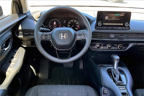Used 2023 Honda HR-V LX image 5