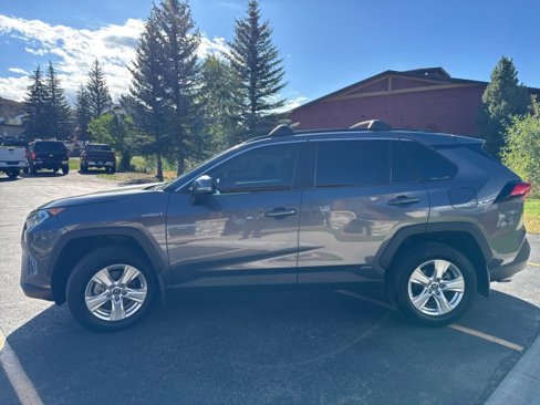 Used 2019 Toyota RAV4 XLE image 6