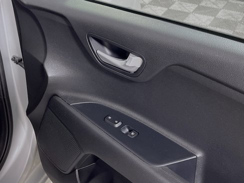 Used 2021 Kia Rio LX image 32