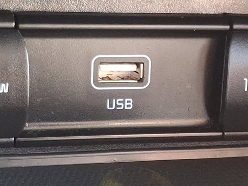 Certified 2023 Kia Soul LX image 23