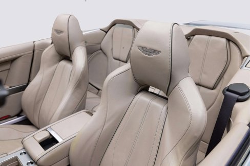 Used 2014 Aston Martin DB9 Volante image 28