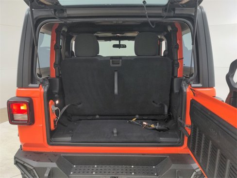 Used 2018 Jeep Wrangler Sport image 37