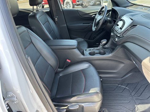 Certified 2022 Chevrolet Equinox RS w/ RS Leather Package image 13