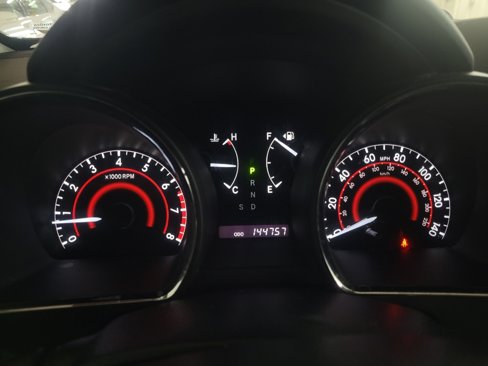 Used 2013 Toyota Highlander SE image 23