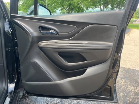 Used 2020 Buick Encore Preferred image 18