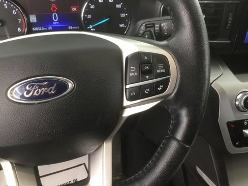 Used 2021 Ford Explorer XLT w/ Equipment Group 202A image 26