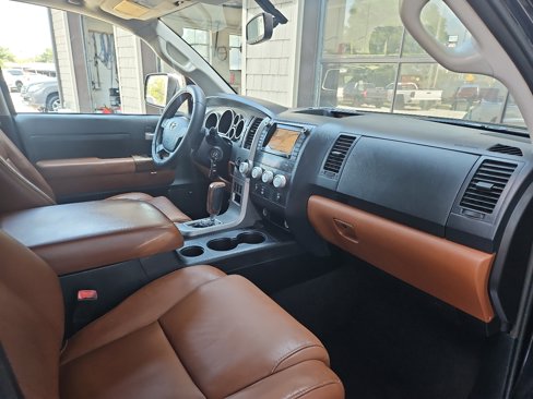 Used 2013 Toyota Tundra Limited image 23