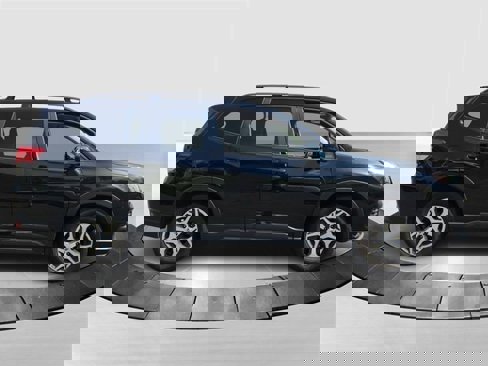 Used 2022 Subaru Forester Premium image 2