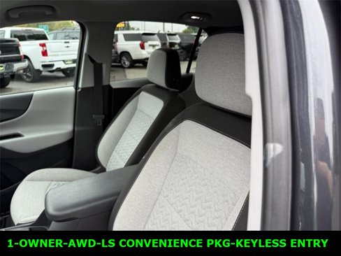 Used 2022 Chevrolet Equinox LS w/ LS Convenience Package image 11