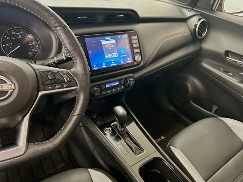 Used 2023 Nissan Kicks SR w/ SR Premium Package image 25