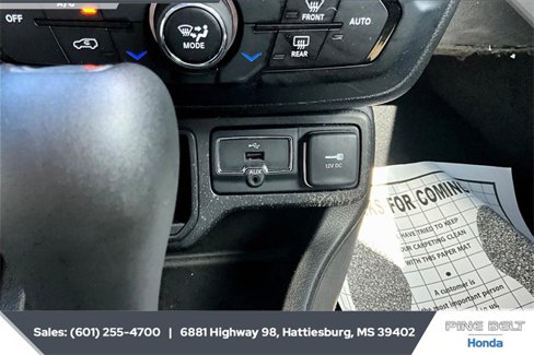 Used 2021 Jeep Renegade Sport image 22