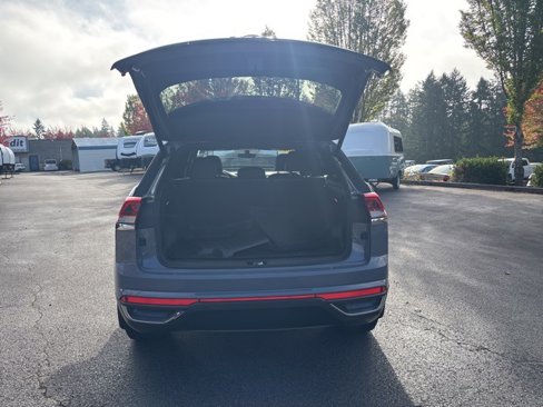 Used 2020 Volkswagen Atlas Cross Sport SE image 4