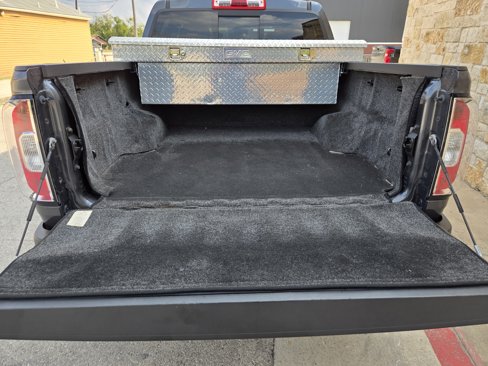 Used 2016 GMC Canyon SLT w/ Driver Alert Package image 17