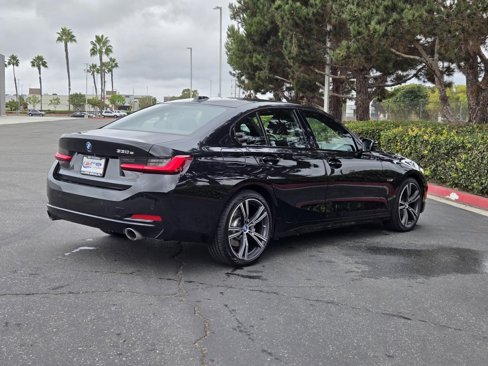 Used 2023 BMW 330e w/ Driving Assistance Package image 4