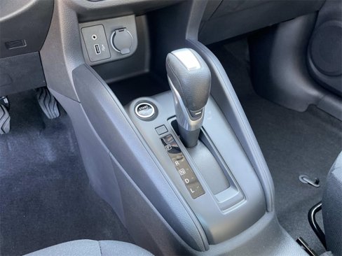 New 2025 Nissan Kicks S image 17