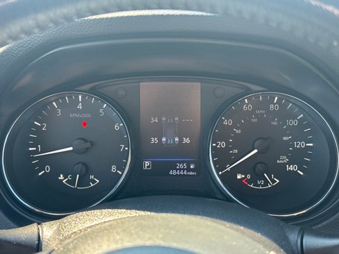 Used 2018 Nissan Rogue SL w/ Premium Package image 19