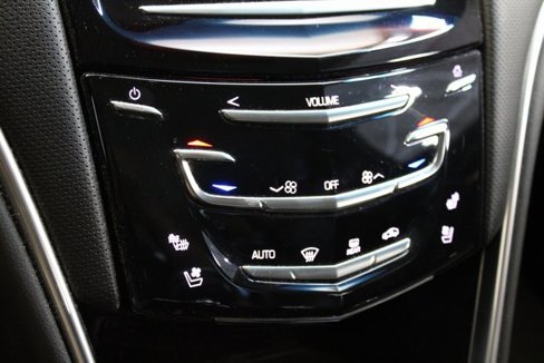 Used 2018 Cadillac XTS Luxury image 16