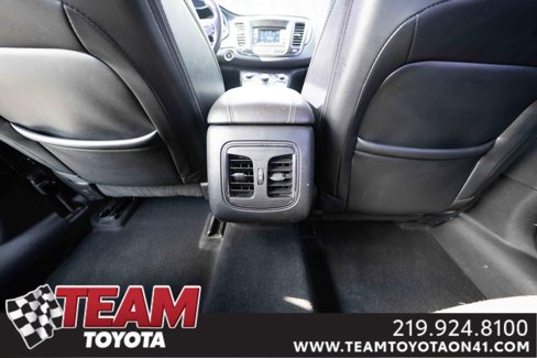 Used 2016 Chrysler 200 S w/ Comfort Group image 22