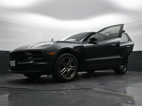 Certified 2021 Porsche Macan S image 33