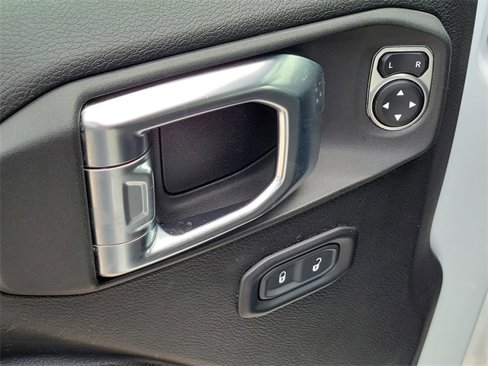 Used 2023 Jeep Gladiator Sport image 22