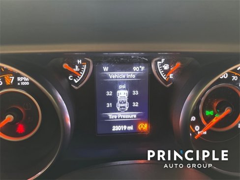 Used 2018 Jeep Wrangler Sport image 18