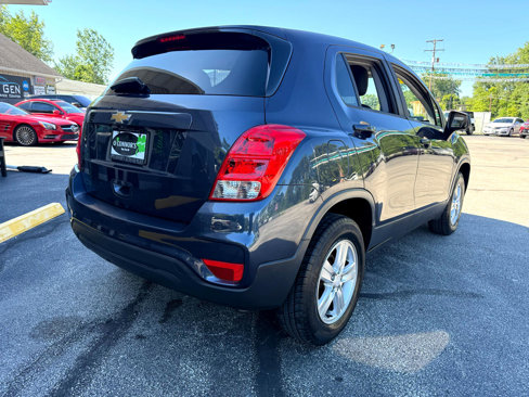 Used 2019 Chevrolet Trax LS w/ Tint and Cruise Package image 3