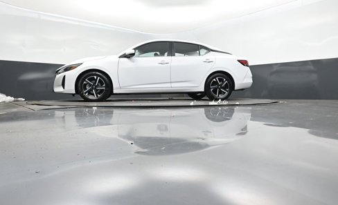 Used 2024 Nissan Sentra SV image 39