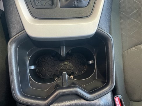 Used 2024 Toyota RAV4 XLE image 30