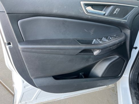 Used 2024 Ford Edge SEL image 13