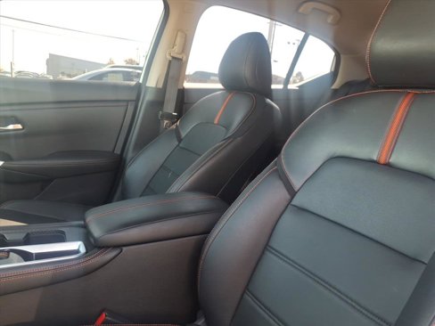 Used 2024 Nissan Sentra SR w/ SR Premium Package image 12