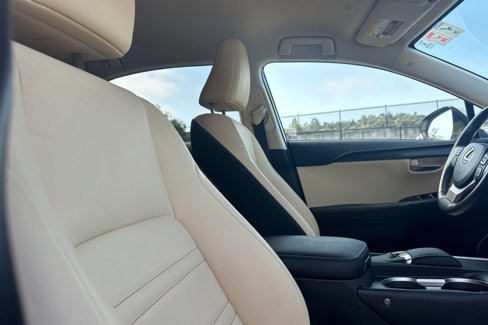 Used 2018 Lexus NX 300 FWD image 30
